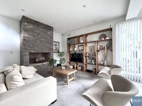 Casa en venta - 5 ambientes en Parque Leloir