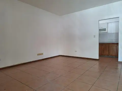 Depto Tipo Casa en Alquiler en Paternal, $ 470.000