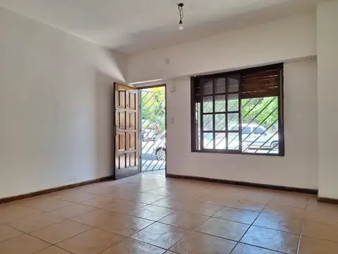 PH MONOAMBIENTE DE 5X5.PLANTA BAJA.FRENTE.APTO PROFESIONAL