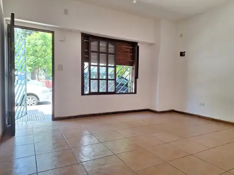 Luis Viale 2200 , Piso PB