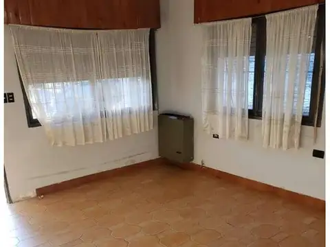 Casa en Alquiler en El Palomar, $ 850.000