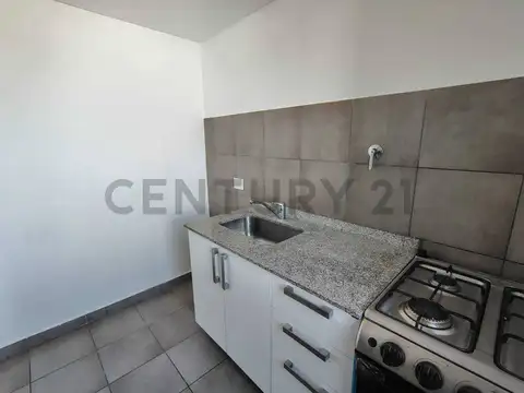 Departamento en Alquiler en Godoy Cruz, $ 700.000