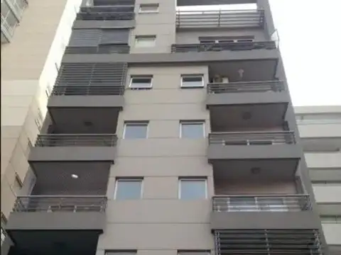 Semipiso de 3 ambientes al frente con 5 años de antiguedad