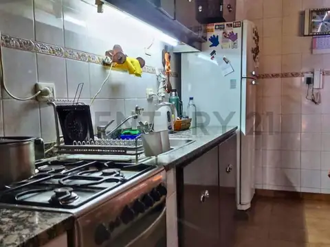 Casa en VENTA 3 Dormitorios en Manuel B Gonnet, La Plata.