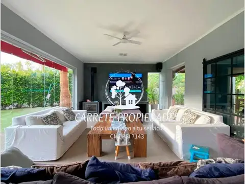 Casa en venta 7 ambientes y pileta. Barrio Santa Catalina. Benavídez