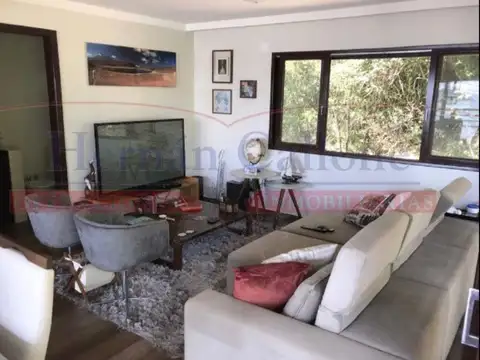 EXCELENTE COMPLEJO A 190 MTS DEL MAR EN BOMBINHAS