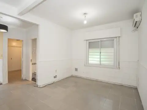 Depto Tipo Casa 2 ambientes con 1 baño