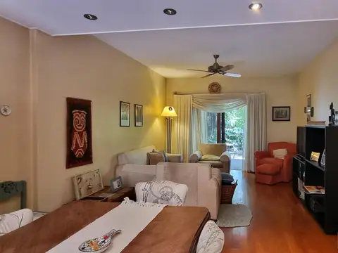 Casa Multifamiliar con Casa 5amb/PH 3 amb y Mono/ Doble Cochera/Jardin