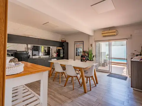 Depto Tipo Casa en Venta de 3 dormitorios