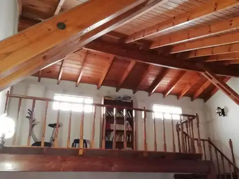Casa 4 ambientes con 3 baños