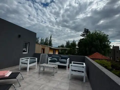 Casa en Venta al Este