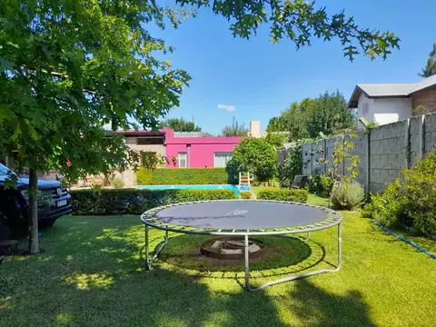 Casa 3 ambientes con 2 baños