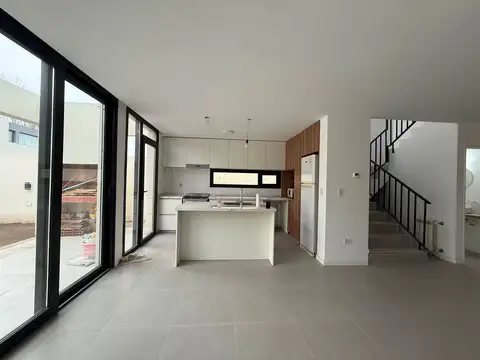 Casa en Alquiler A Estrenar