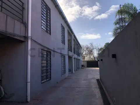 Casa en Alquiler con 1 cochera