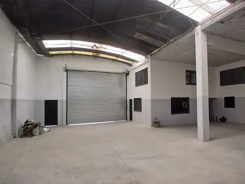 Galpon en Alquiler 50  mts Fondo