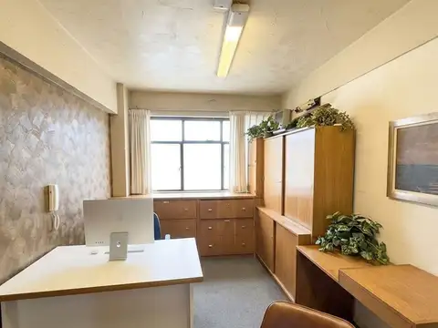 Oficina 3 ambientes con 1 baño