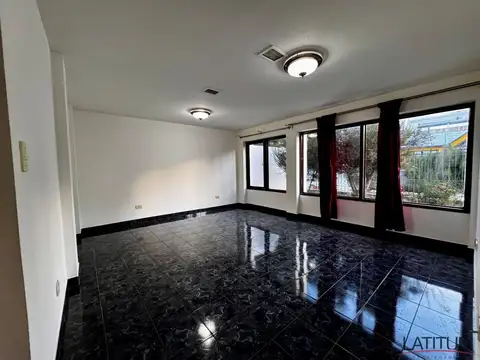 Casa en Alquiler al Norte