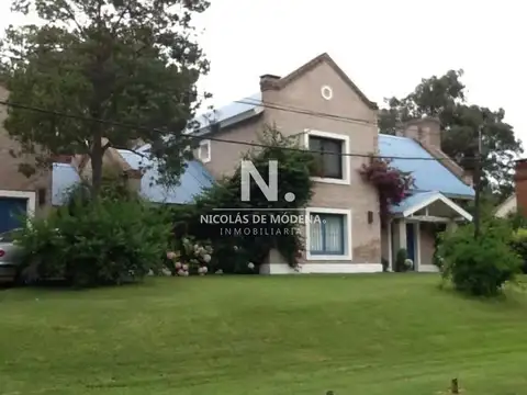 Casa en Venta de 4 dormitorios