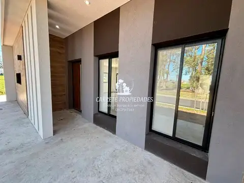 Casa en venta a 4 amb. Financiación. Mudate ya!. Barrio Santa Sofia. Pilar 100