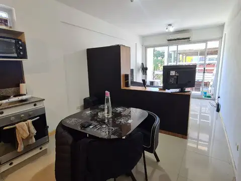 Enzo Bordabehere 2900, Piso 3