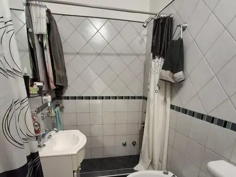 Depto Tipo Casa en Venta de 4 dormitorios