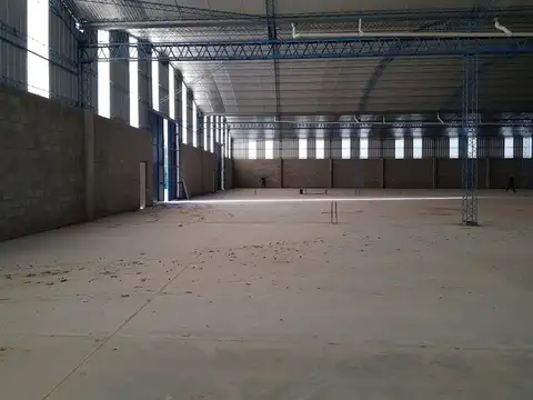 Galpon en Venta 66,25  mts Frente