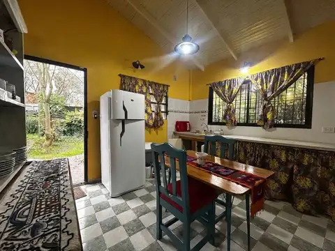 VENTA CASA QUINTA 3 AMB QUINCHO Y PILETA