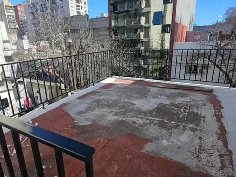 Depto Tipo Casa 4 ambientes con 2 baños