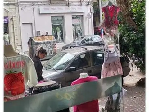 LOCAL en Villa Muñoz, Montevideo