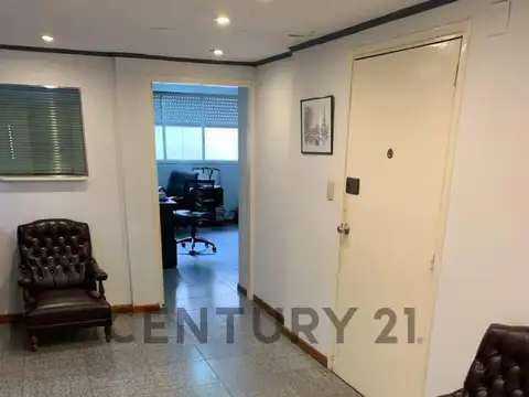 Oficina en Venta en San Nicolás, USD 135.000