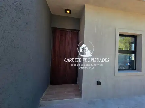 Casa en Venta en Pilar del Este - Santa Lucia, USD 175.000