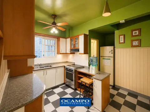Venta de departamento de 4 ambientes con dependencia en Palermo Chico