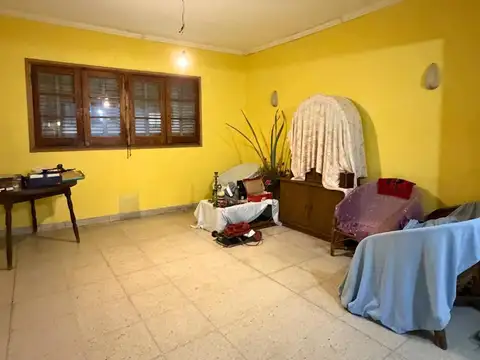Casa Monoambiente con 4 baños