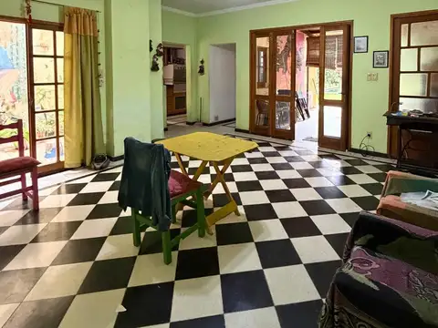 Casa en Venta con 1 cochera