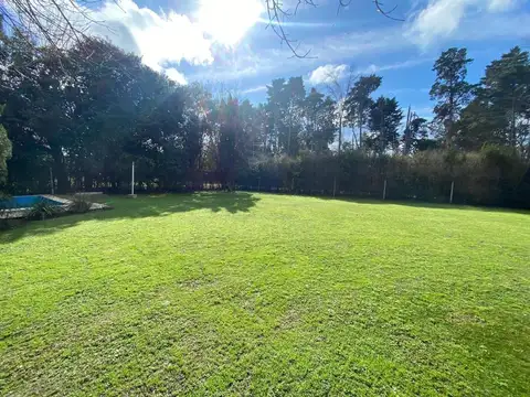 Quinta en Venta con 2 cocheras