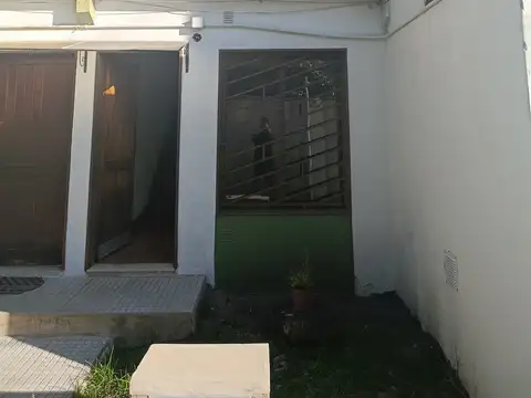 Sargento Cabral 1200, Piso Pb