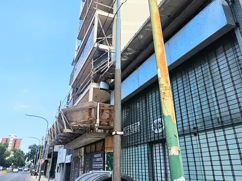 Venta Departamento 2/3 ambientes, 65.85 Mts, Gran Balcón. Flores. Financiación Directa