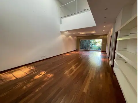 Casa en Alquiler en Martínez Vías / Libertador, USD 6.500