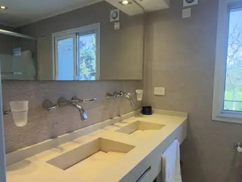 Casa totalmente reciclada a nuevo en Barrio Cerrado San Isidro Labrador – Lomas de San Isidro