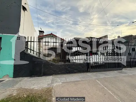 PH en venta de 4 ambientes c/ cochera en Ciudad Madero