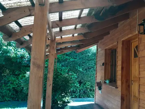 Sara Maria Furman e/ Sara Furman y Av de los pioneros 700