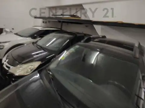 Gandolgo 1000, Piso 0