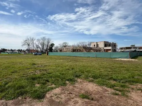 Village Joven Avenida Héroes De Malvinas 400