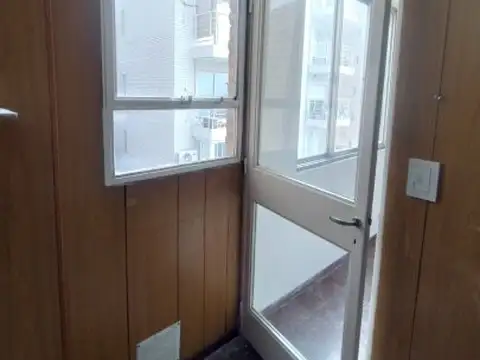 Departamento en Alquiler en Abasto, $ 650.000