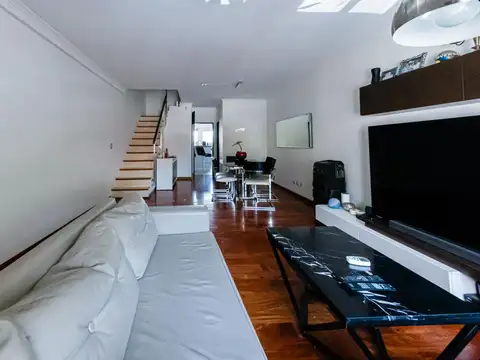 Casa Dùplex 4 ambientes con jardìn Villa Devoto