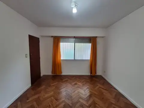 Departamento de un dormitorio en Alquiler en planta baja en Catamarca 2604 Rosario Pichincha