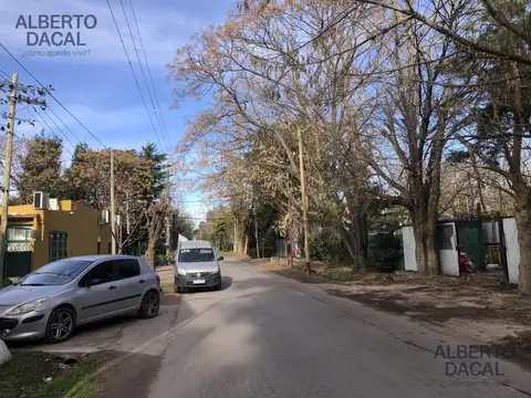Local en Alquiler en City Bell, $ 800.000