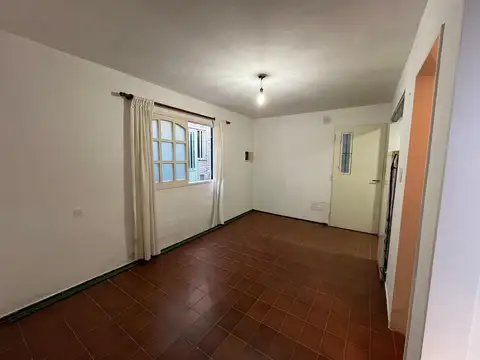Depto Tipo Casa en Venta en Republica De La Sexta, USD 47.000