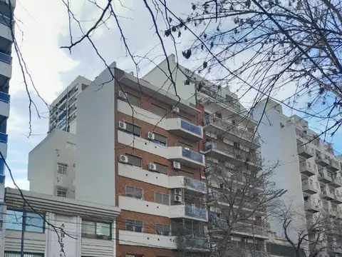 DEPARTAMENTO 3 AMBIENTES CON COCHERA