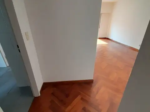 Avenida Directorio 1700, Piso 3